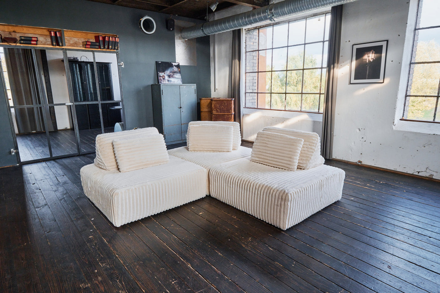 10db5b63-0cbd-4096-93bb-b183b02d98b9