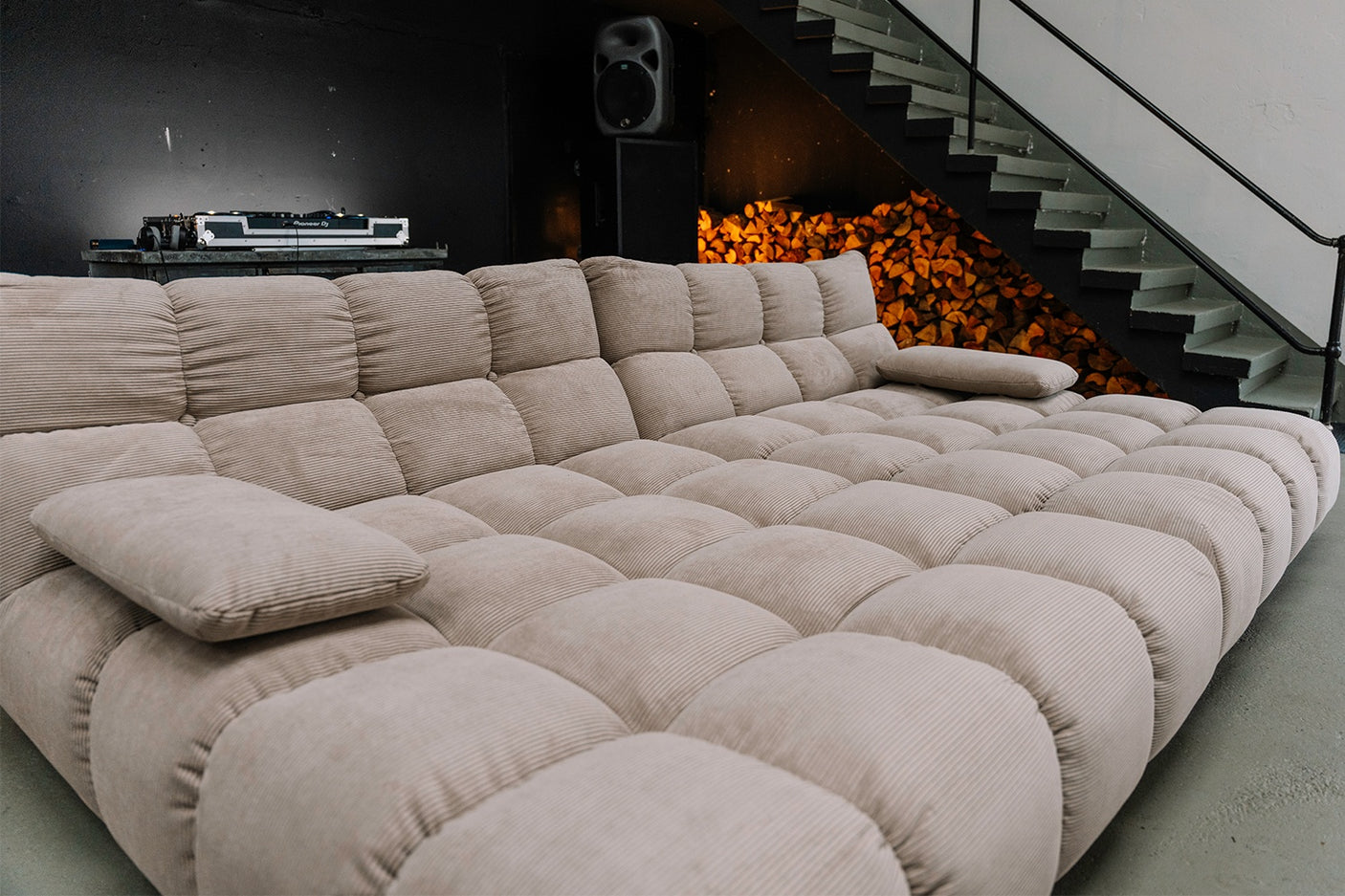 935a179b-687e-4c78-bef1-638366d36f59