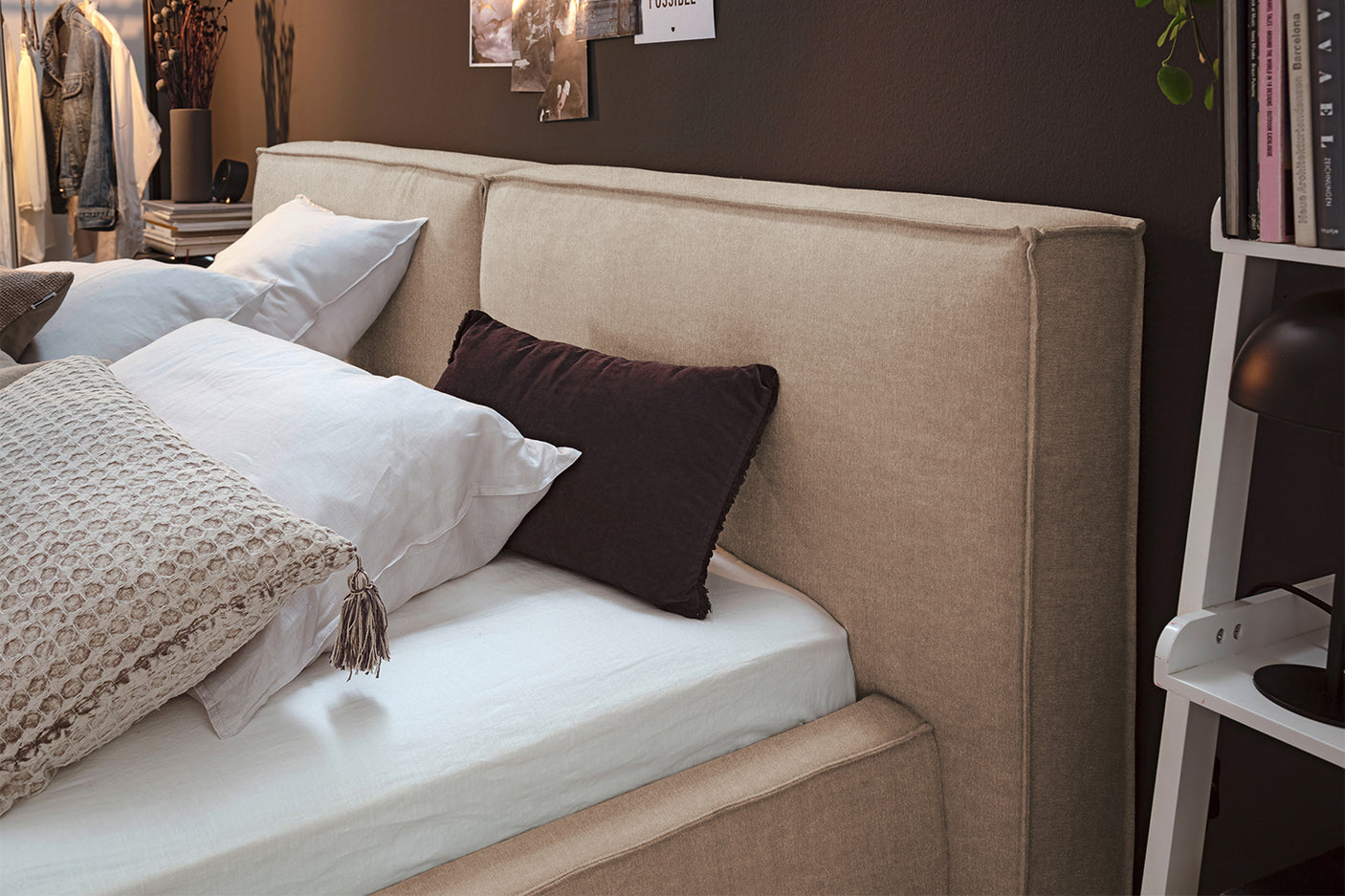 7a7a5b51-d419-4859-8437-8986ba125f6e