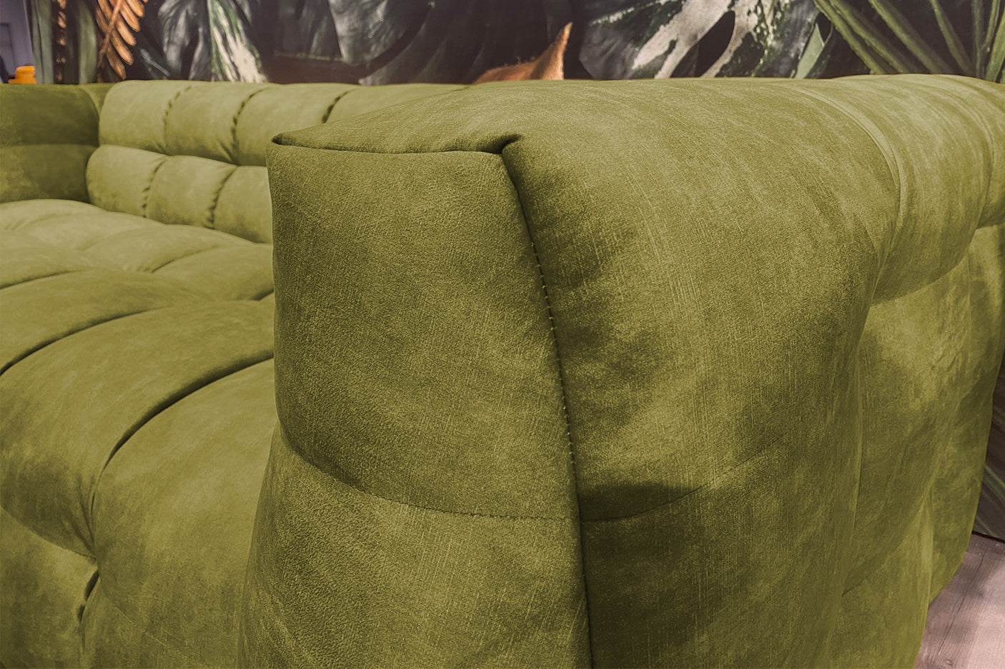 aa33bf0a-eeb7-46a3-a1ed-35c5a0418ec8