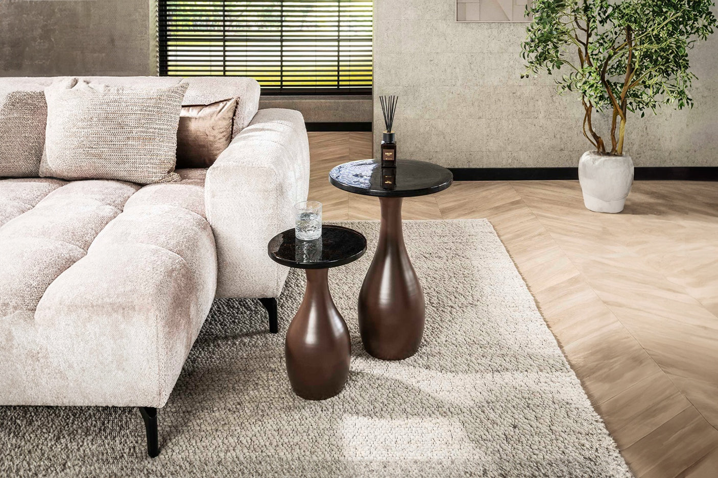 e7f7e076-064a-48b7-a89b-918c1bb8ac34