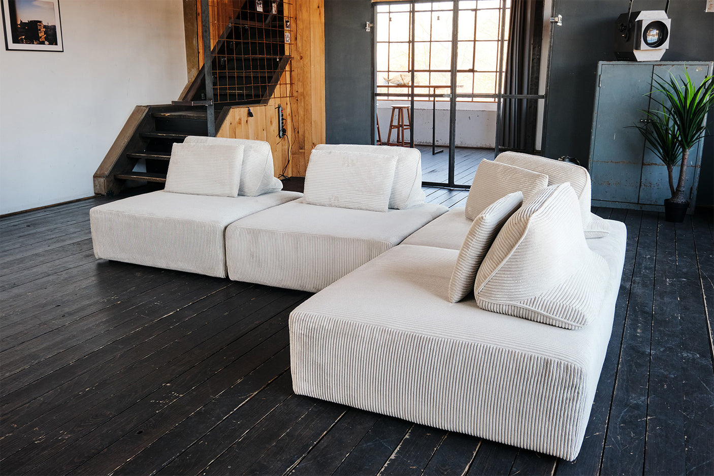 c063cd6e-0426-404f-a02d-917ebfc90c73