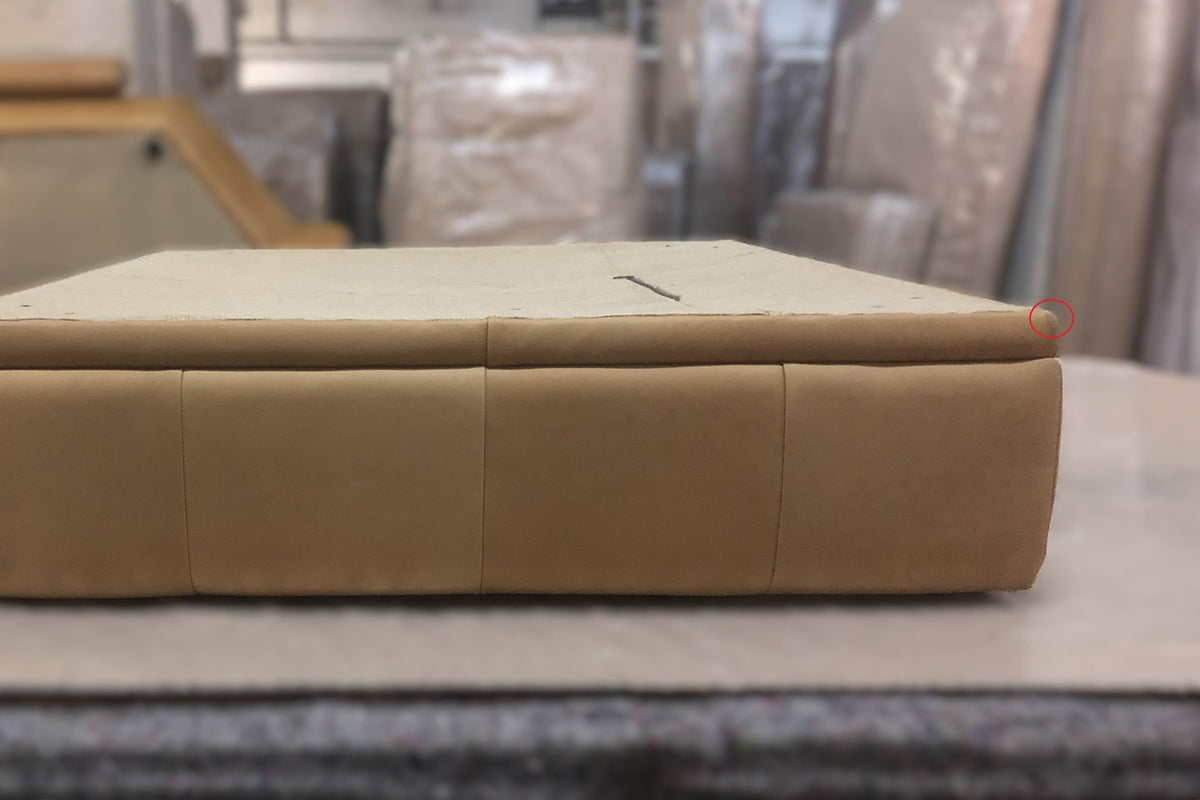 B-Ware KAWOLA Hocker WIOLO Leder cognac