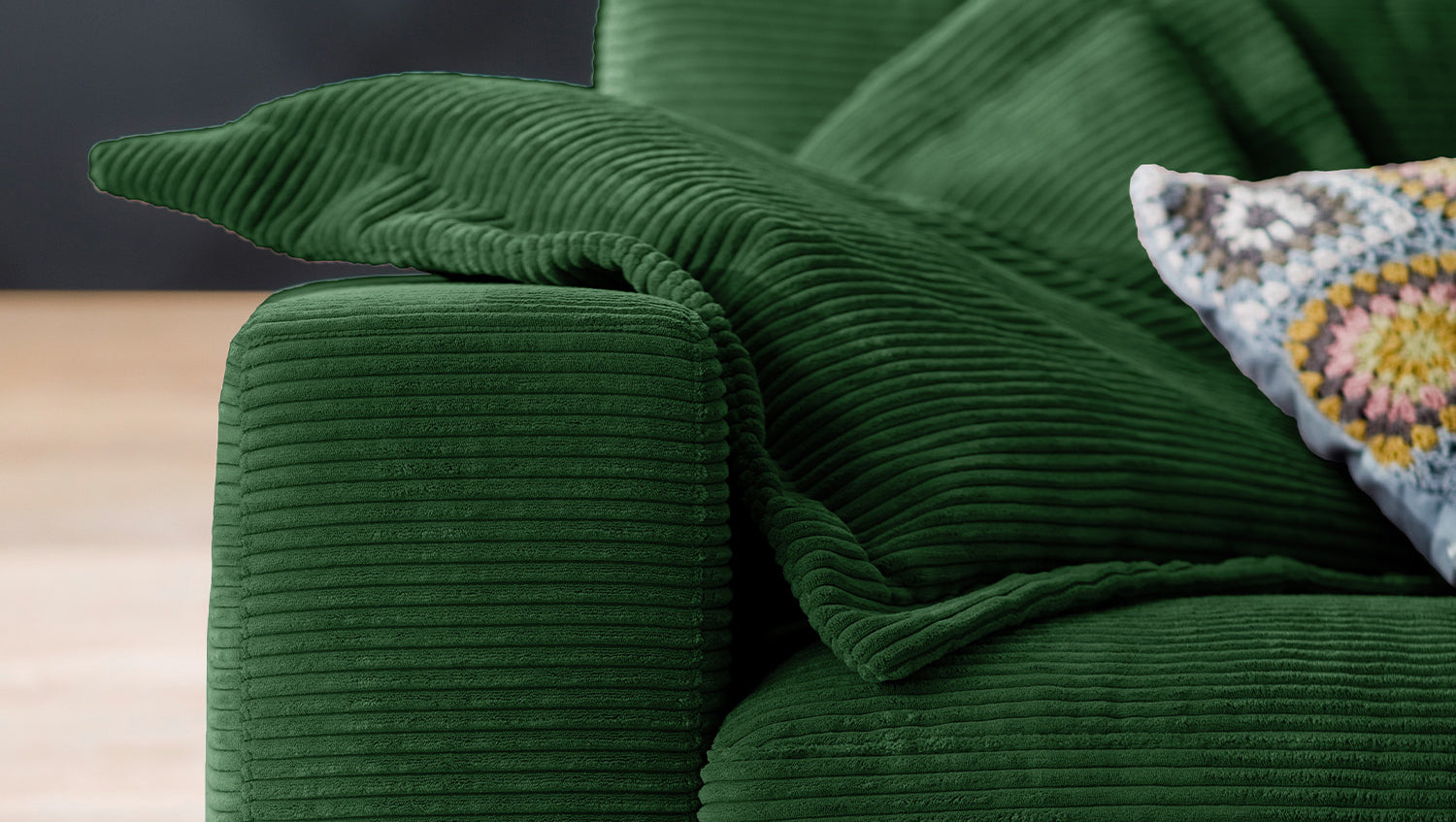 B-Ware KAWOLA Sofa MADELINE 3-Sitzer Cord smaragd