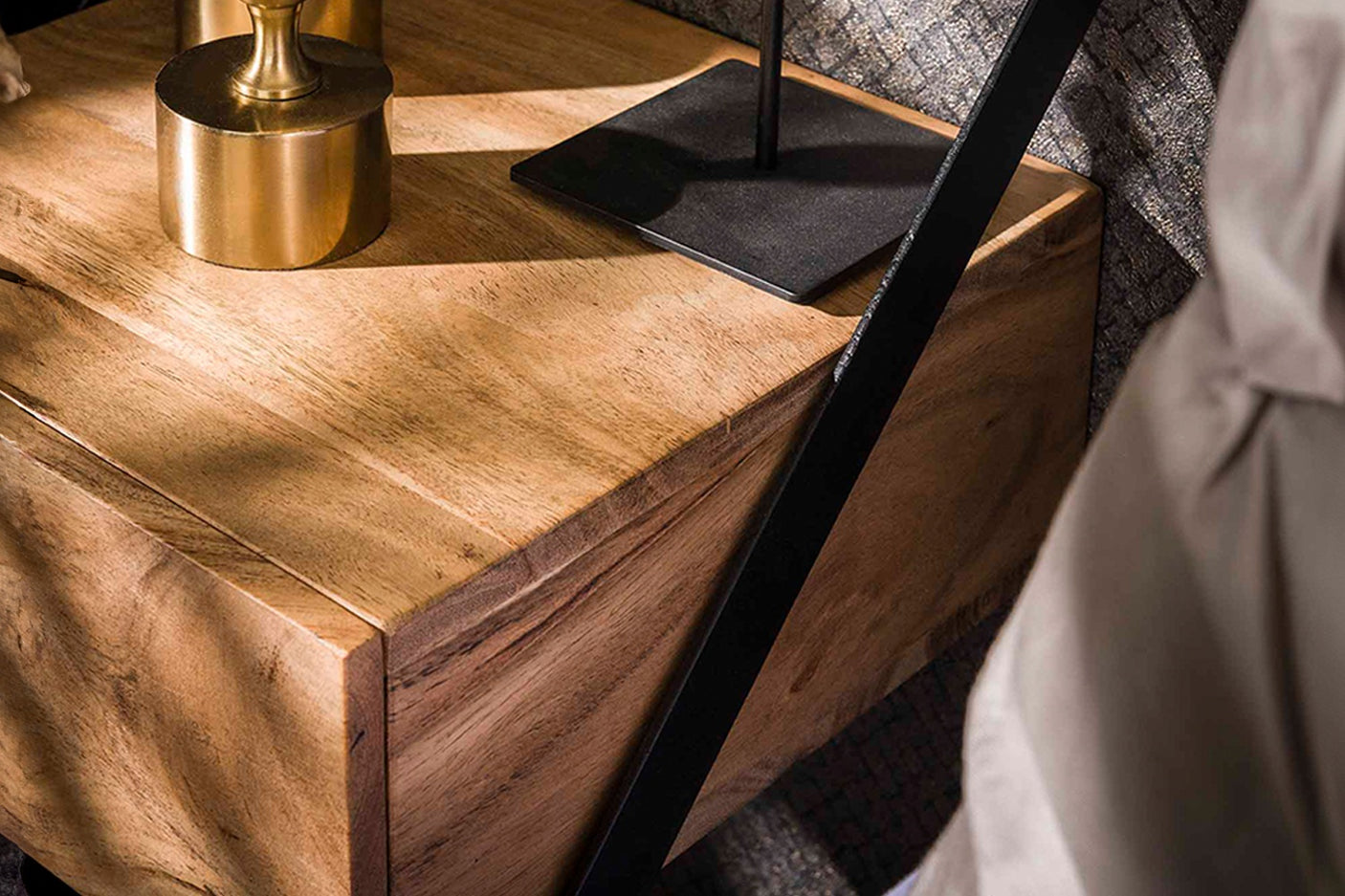 b647ee54-9c7d-4e18-883b-2d773b843c1a