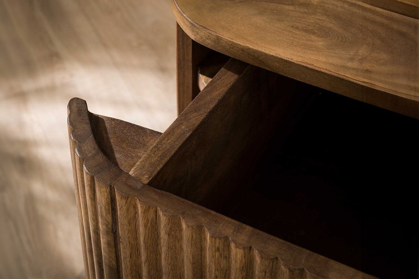 ba8ece5c-fa68-4caf-a768-605c85de7d12