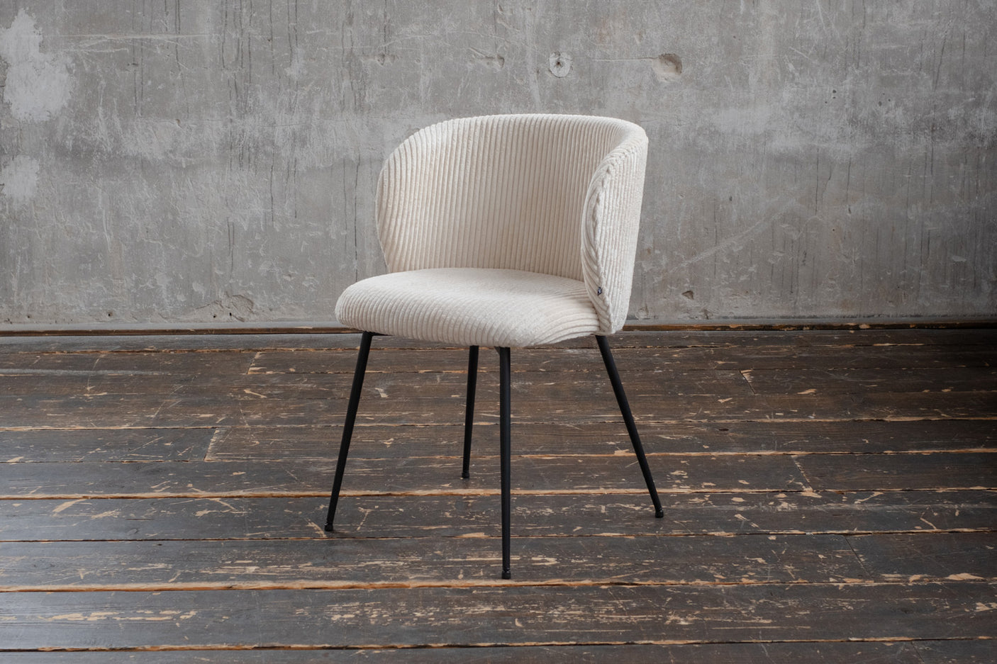 943065b5-e3d0-44fc-b739-23707ef45c79