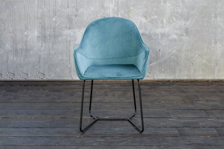 d999da19-265d-41cd-a7a4-aace566a2024