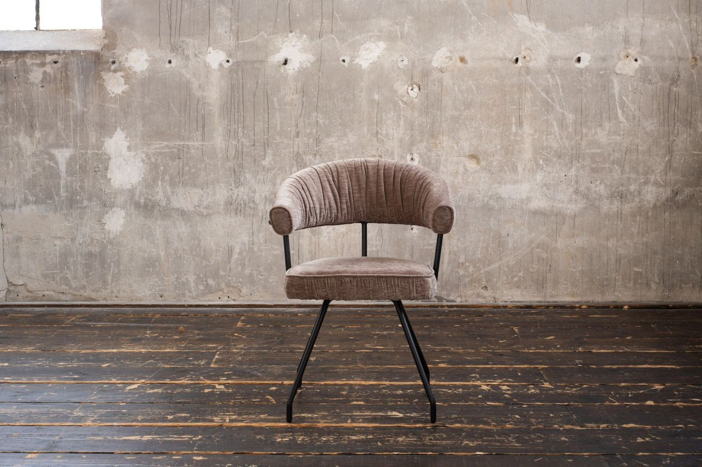 98d556ce-5221-4dec-a1e1-d3c845c0dfc5