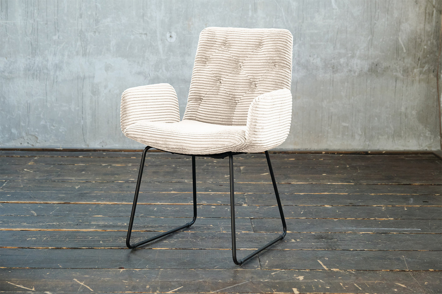 22006996-8326-4dc0-9bea-06af0468d1bc