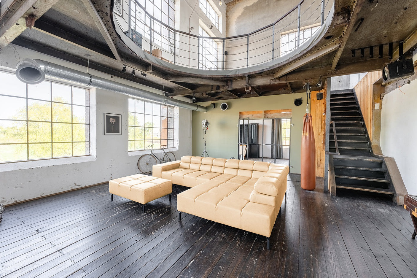 f4d57057-7af4-4c0a-b74a-80a1663283f3