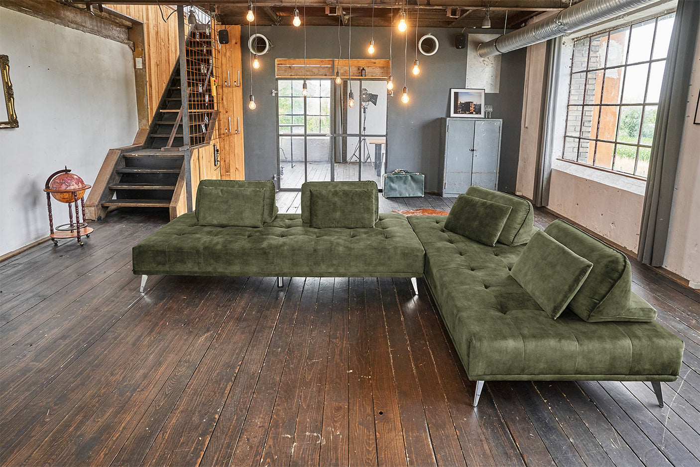 ac02aef7-e0db-49d1-8b64-eb112b9425e3