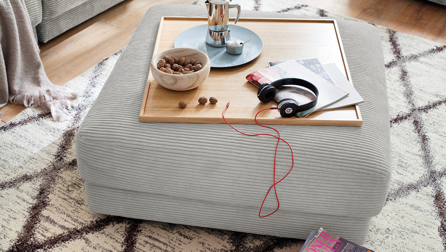 KAWOLA Big Hocker MADELINE Polsterhocker Cord hellgrau