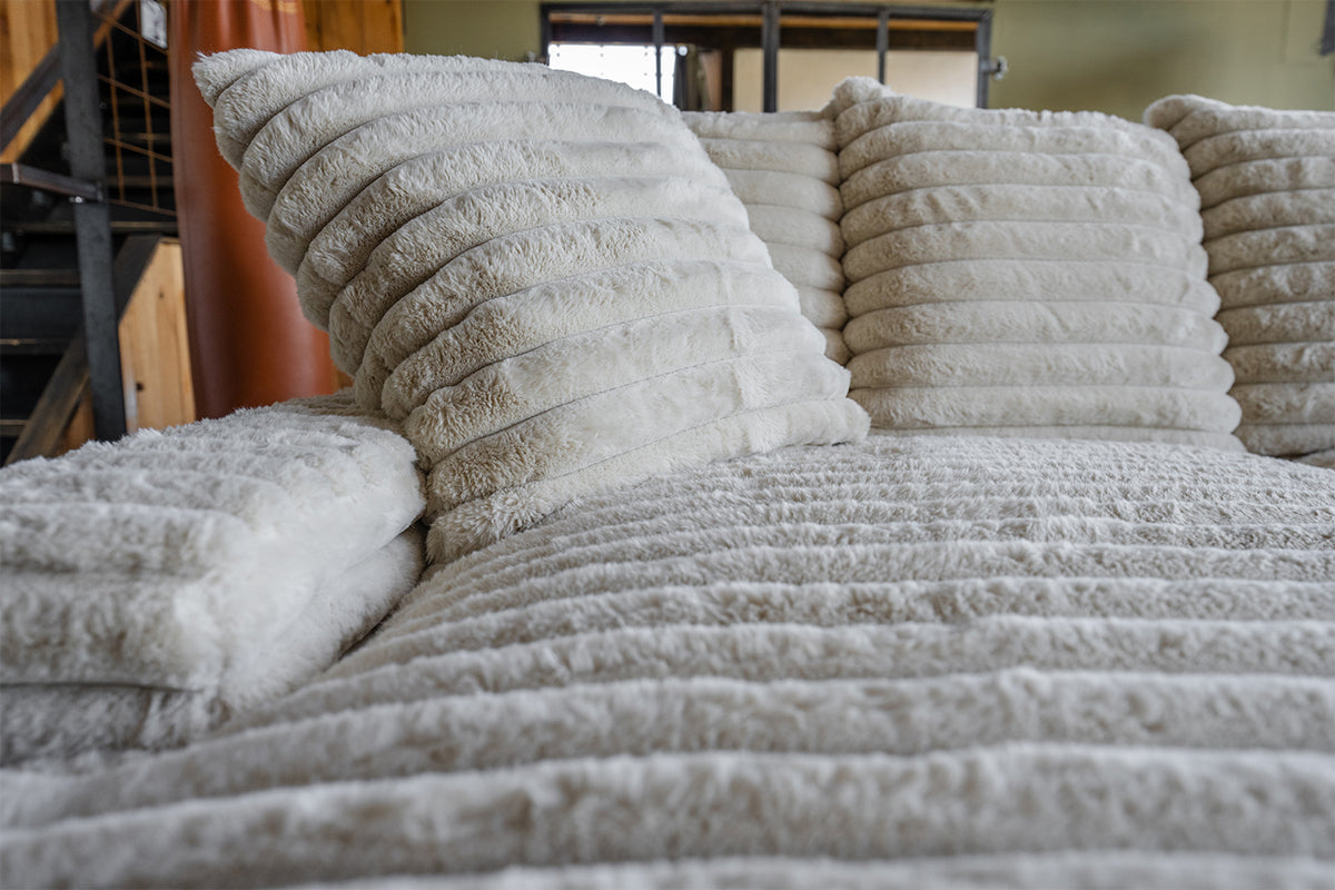 KAWOLA Big Sofa CADY Megacord cremeweiß
