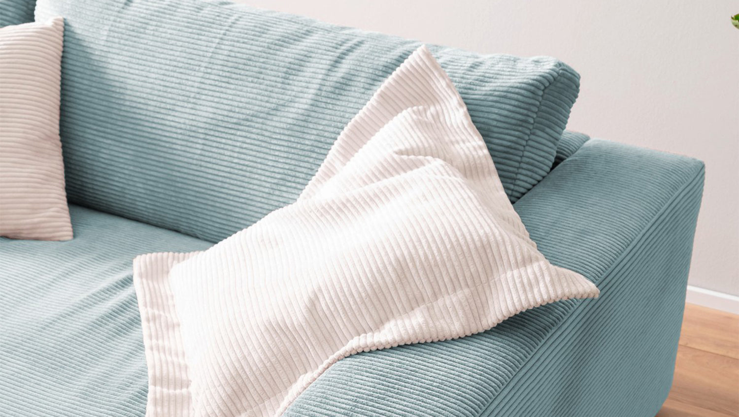 KAWOLA Big Sofa MADELINE Cord hellblau