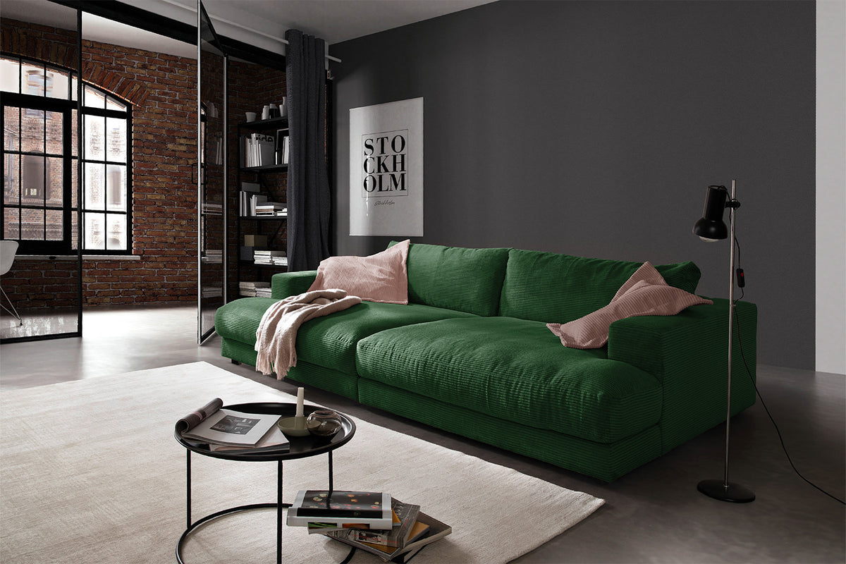 KAWOLA Big Sofa MADELINE Cord smaragd