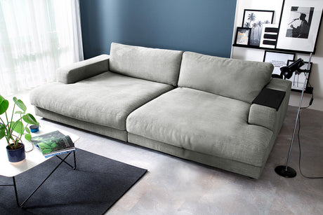 KAWOLA Big Sofa MADELINE Stoff silber, 290 x 170, mit Holztablett schwarz