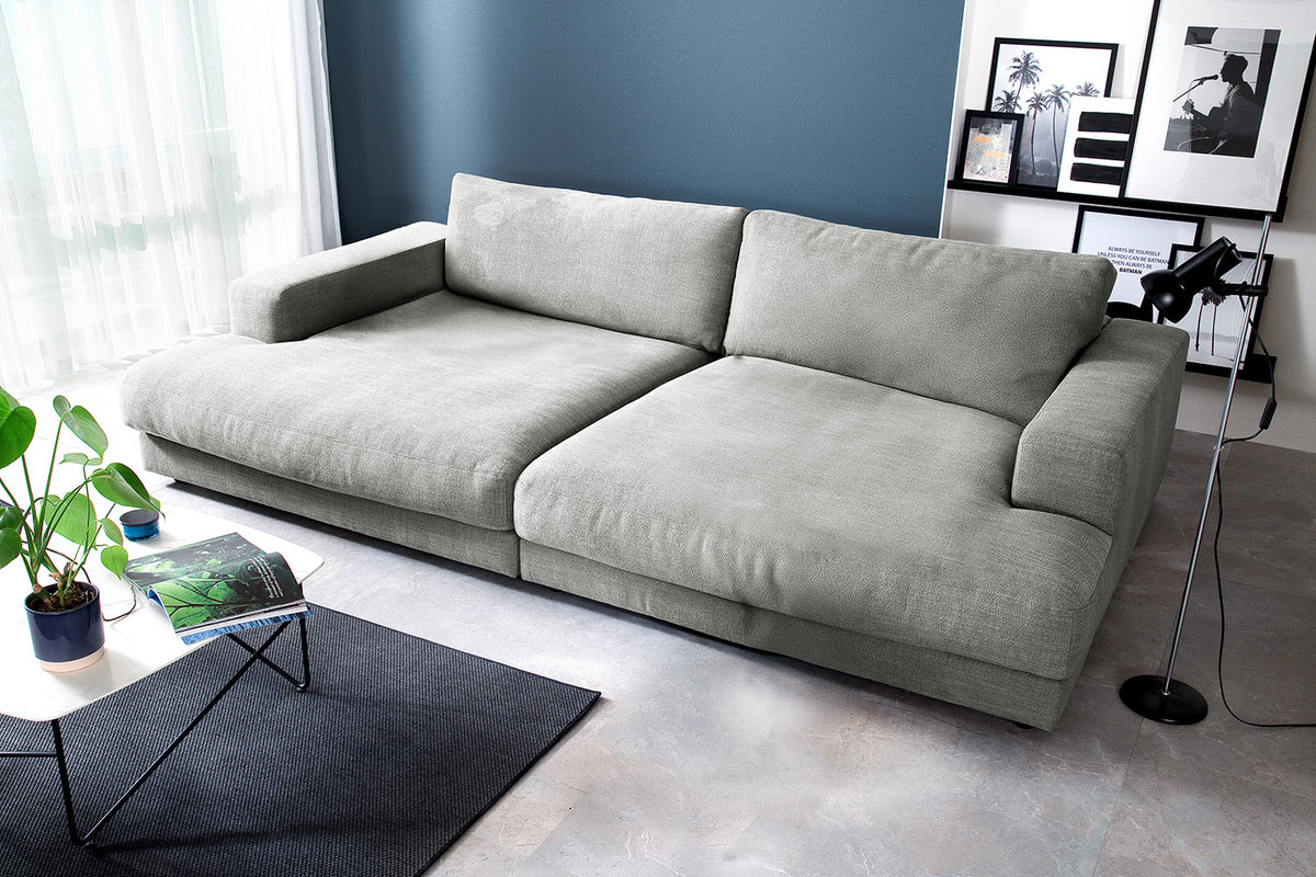 KAWOLA Big Sofa MADELINE Stoff silber, 290 x 170, ohne Holztablett