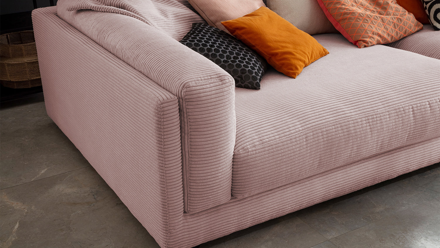 KAWOLA Big Sofa RAINA Cord rosa