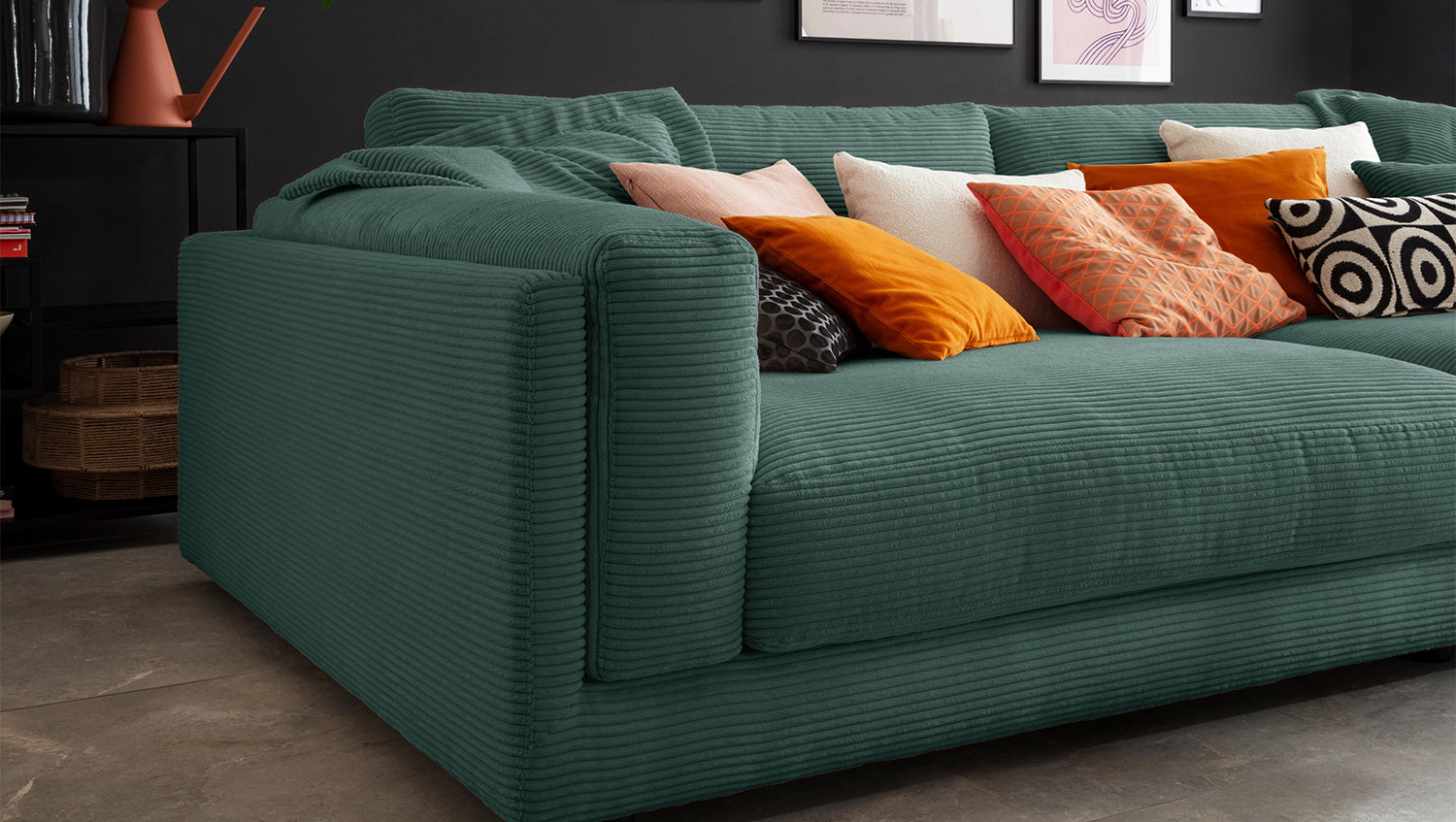 KAWOLA Big Sofa RAINA Cord smaragd