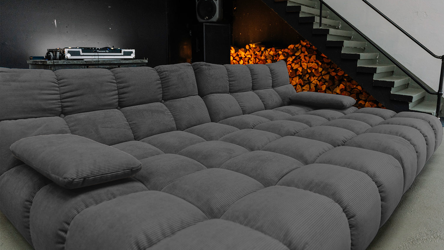 KAWOLA Big Sofa VIVIEN Feincord anthrazit