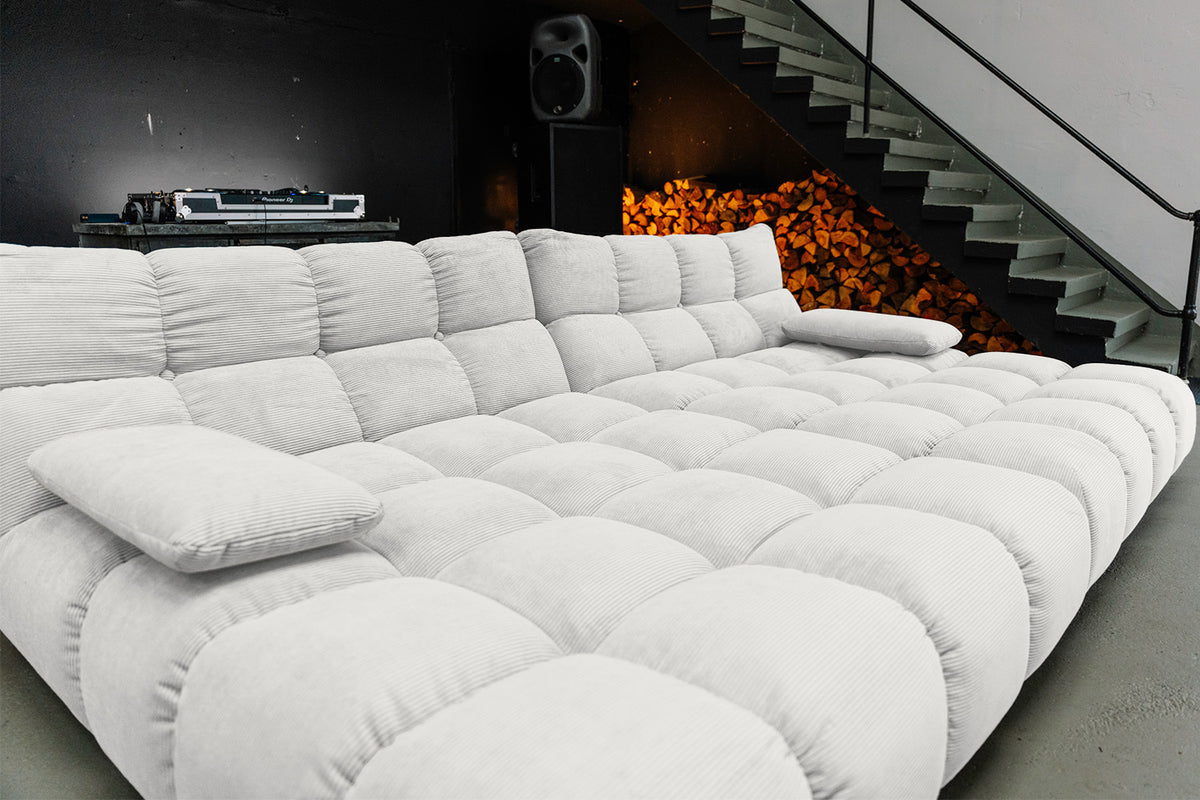 KAWOLA Big Sofa VIVIEN Feincord weiß