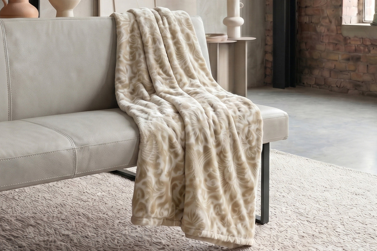 KAWOLA CHRISTIAN LACROIX Kuscheldecke ARABESQUE Velvet