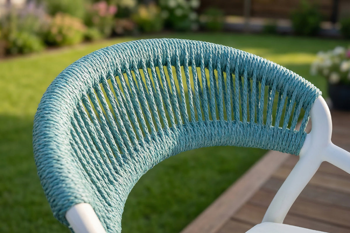 KAWOLA Gartenstuhl KISO Outdoor weiß mit Kissen Rückenlehne Rope hellblau