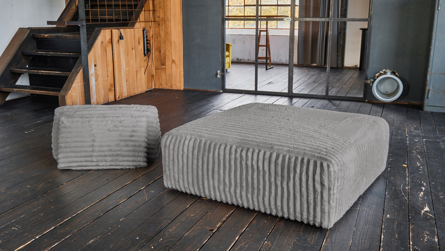KAWOLA Hocker WIOLO SOFT Polsterhocker mit Rückenkissen Weicher Breitcord grau