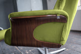 KAWOLA Sessel TOSAR Relaxsessel drehbar Velvet grün mit Hocker