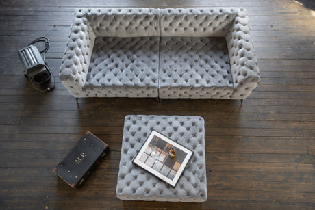 KAWOLA Set Big Sofa und Polsterhocker NARLA Chesterfield Velvet silber