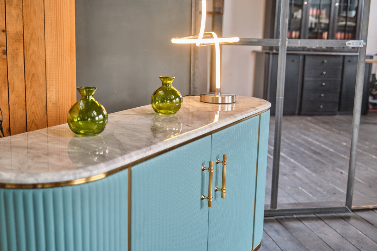 KAWOLA Sideboard MARIA Marmorplatte Kunstleder hellblau