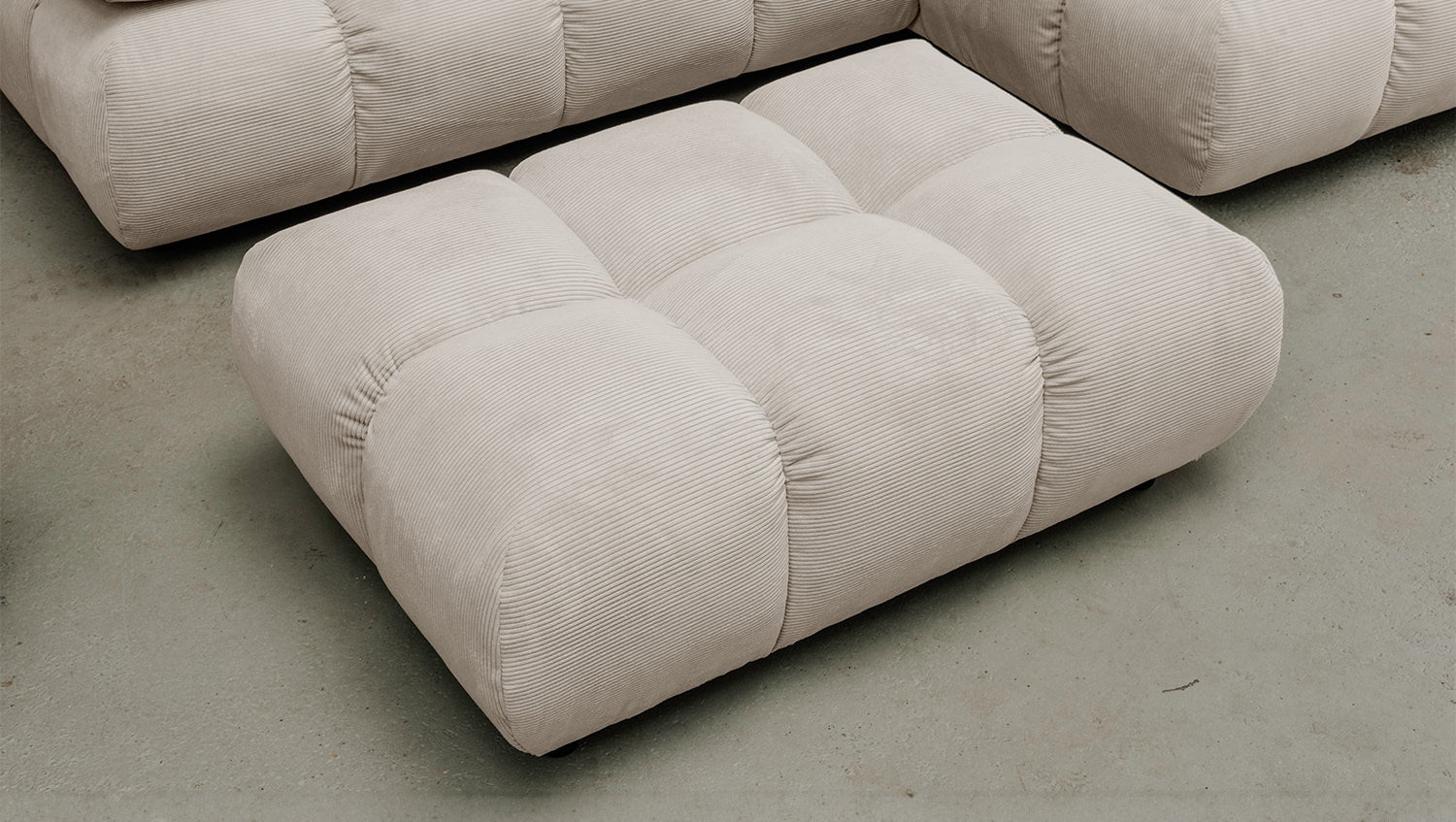KAWOLA Sitzgruppe VIVIEN Ecksofa Drehsessel Hockerbank Feincord beige