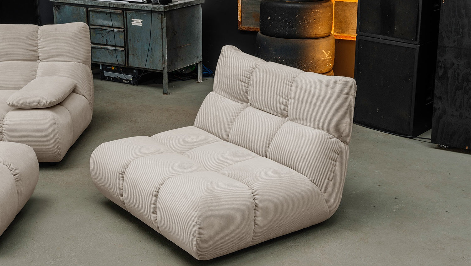 KAWOLA Sitzgruppe VIVIEN Ecksofa Drehsessel Hockerbank Feincord beige