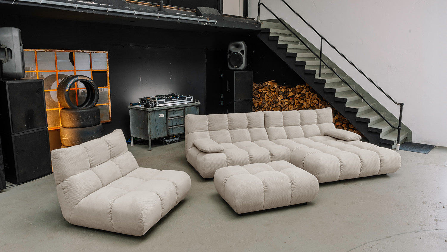 KAWOLA Sitzgruppe VIVIEN Ecksofa Drehsessel Hockerbank Feincord beige, Rechts
