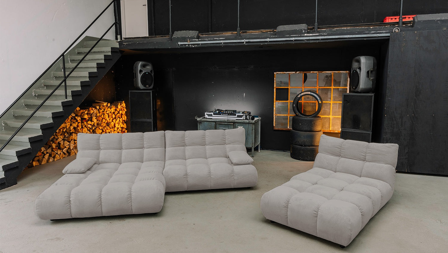 KAWOLA Sitzgruppe VIVIEN Ecksofa Drehsessel Hockerbank Feincord grau