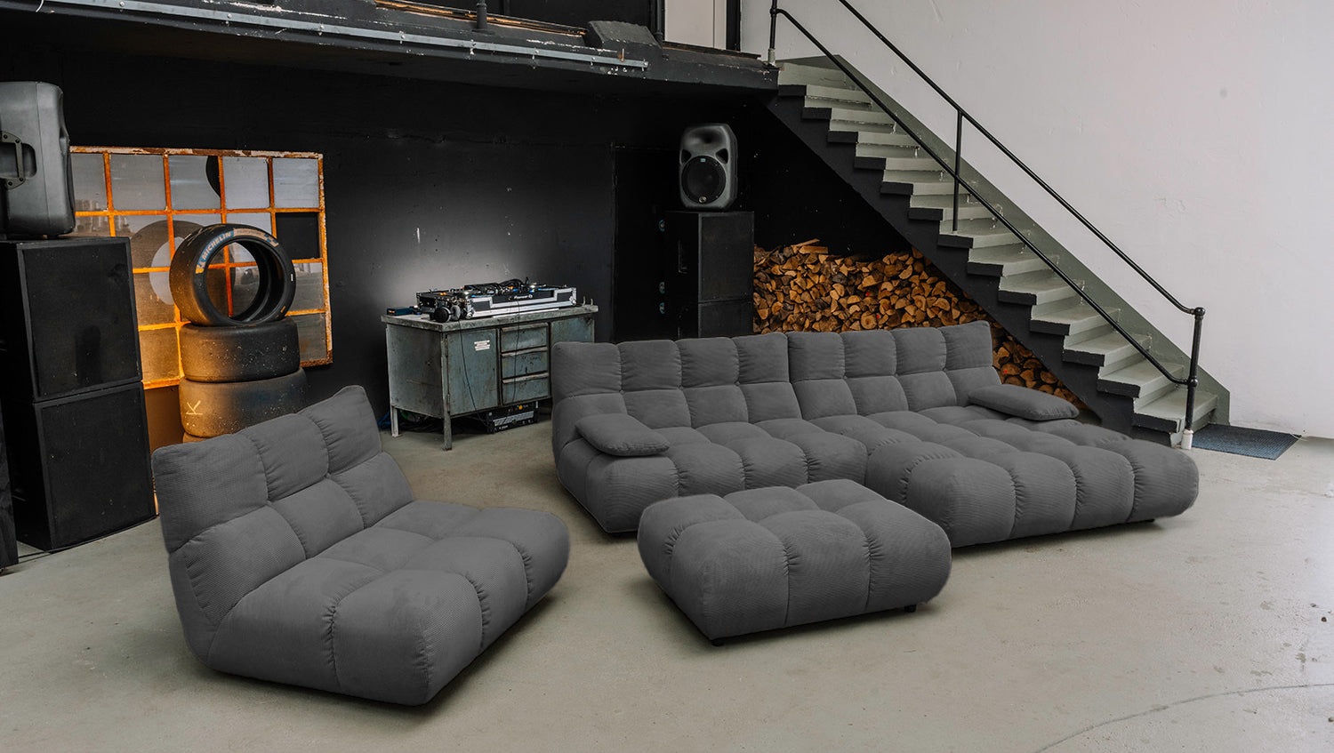 KAWOLA Sitzgruppe VIVIEN Ecksofa Drehsessel Hockerbank Feincord anthrazit, Rechts