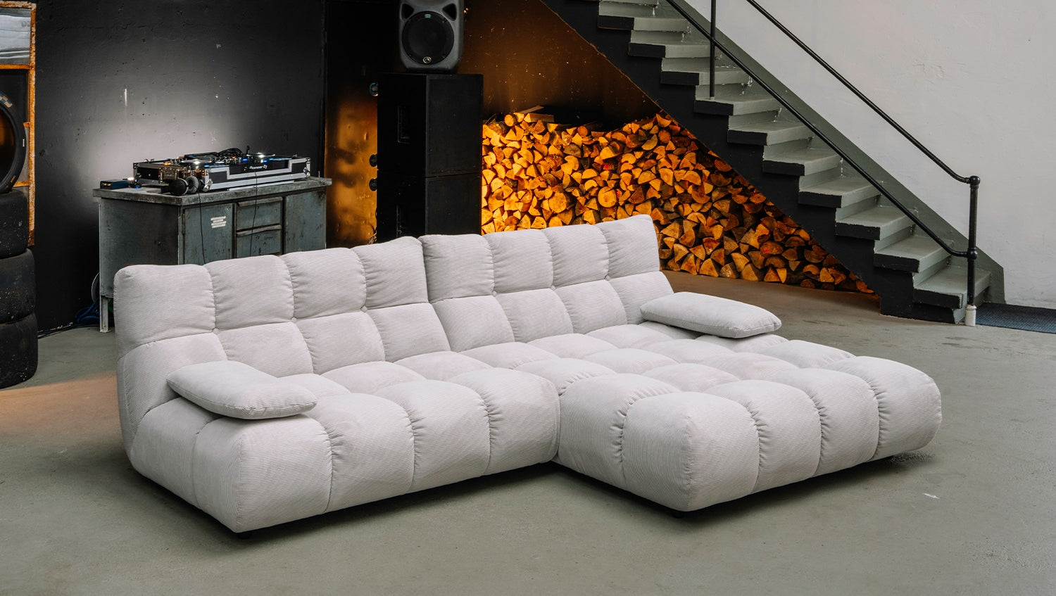 KAWOLA Sitzgruppe VIVIEN Ecksofa Drehsessel Hockerbank Feincord silber