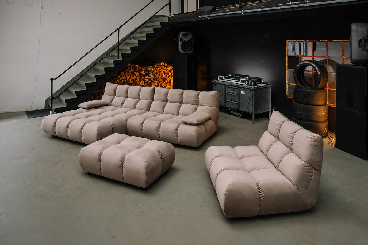 KAWOLA Sitzgruppe VIVIEN Ecksofa Drehsessel Hockerbank Velvet sand