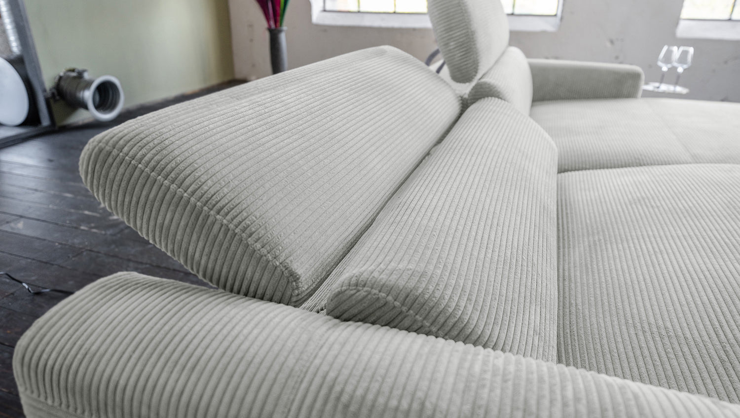 KAWOLA Sofa LAISKA Ecksofa Cord hellgrau