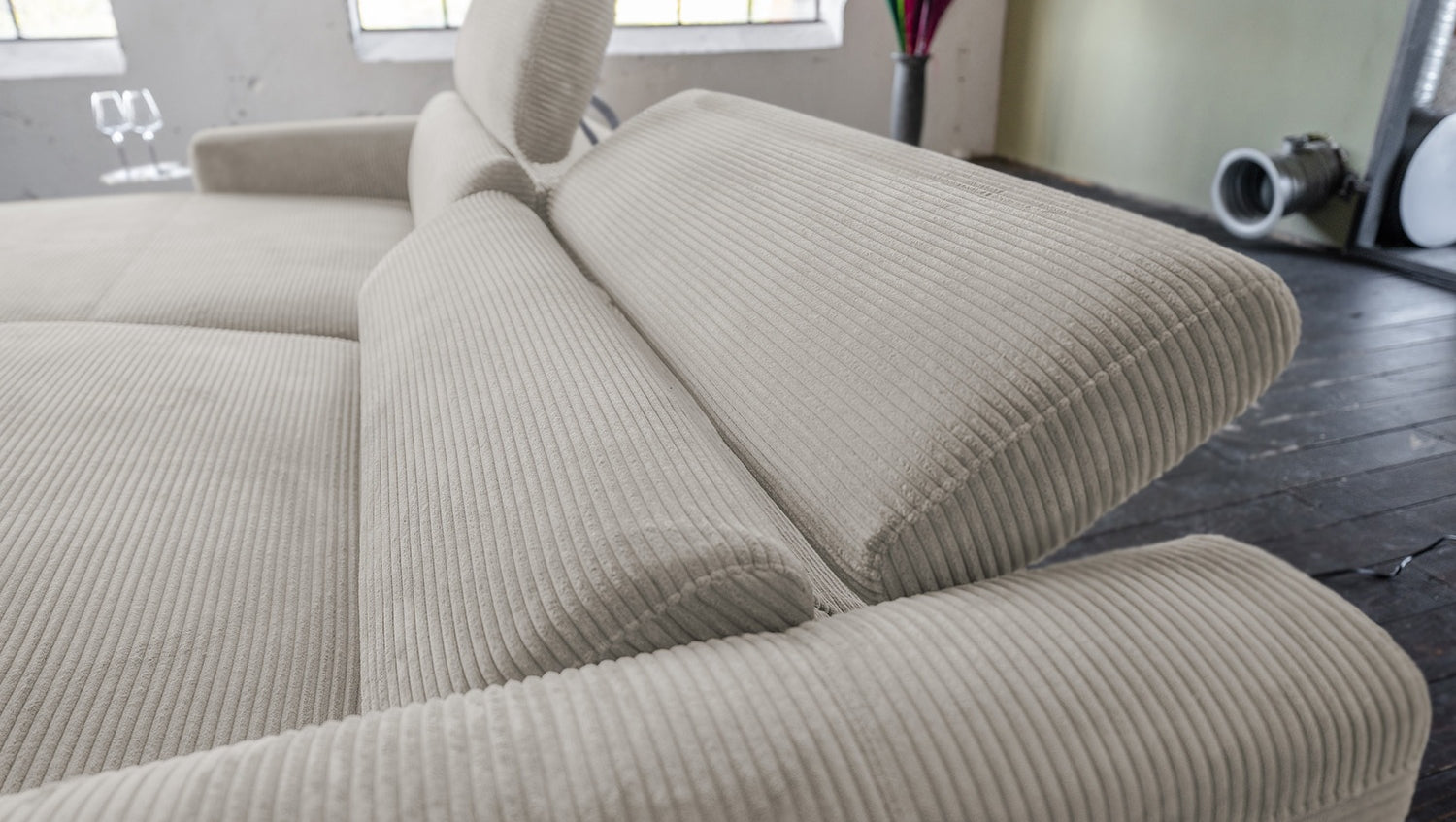 KAWOLA Sofa LAISKA Ecksofa Cord steingrau