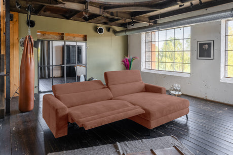 KAWOLA Sofa LAISKA Ecksofa Relaxfunktion teilmotorisch Cord rost