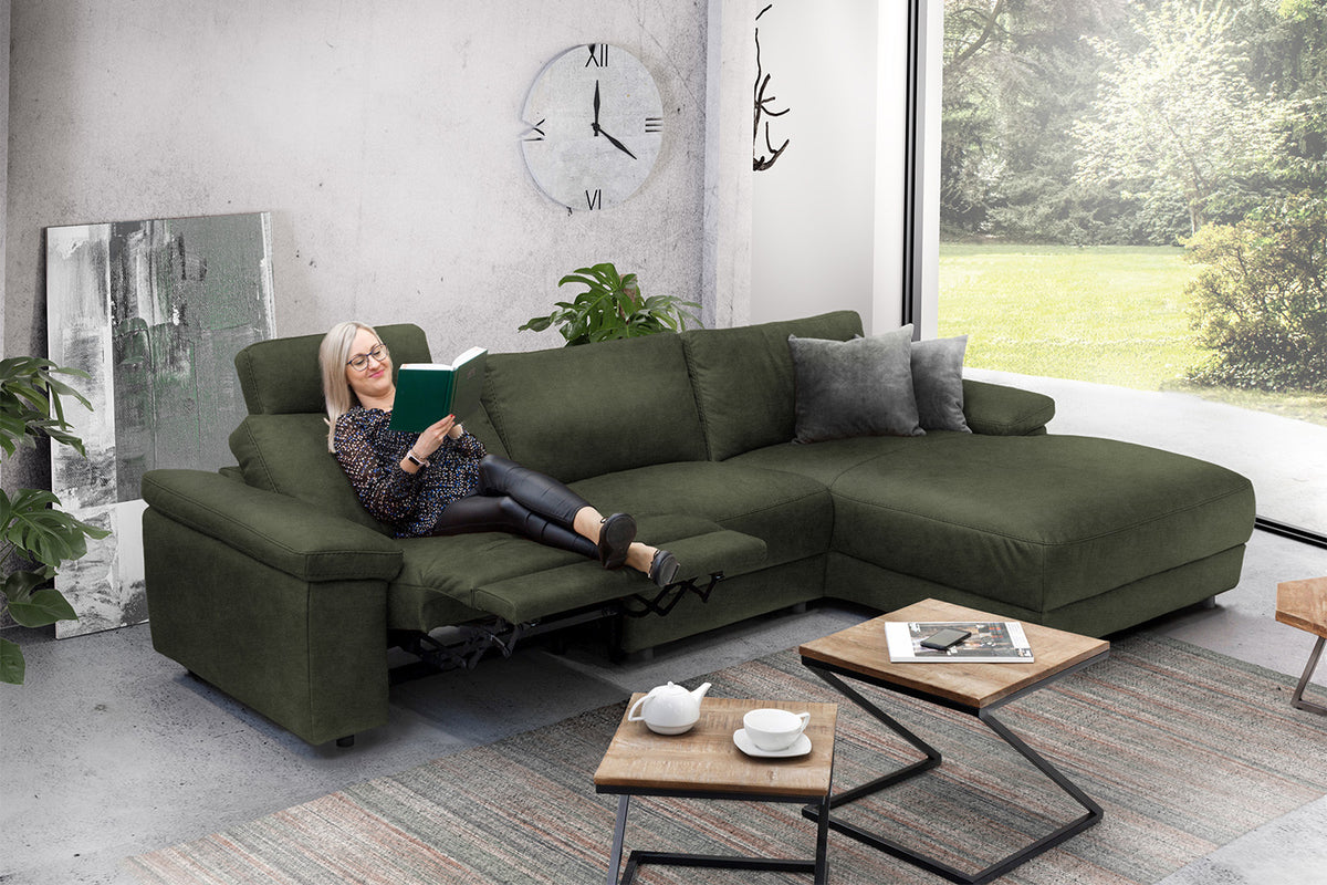 KAWOLA Sofa LOLA Ecksofa Leder moosgrün mit motorischer Relaxfunktion
