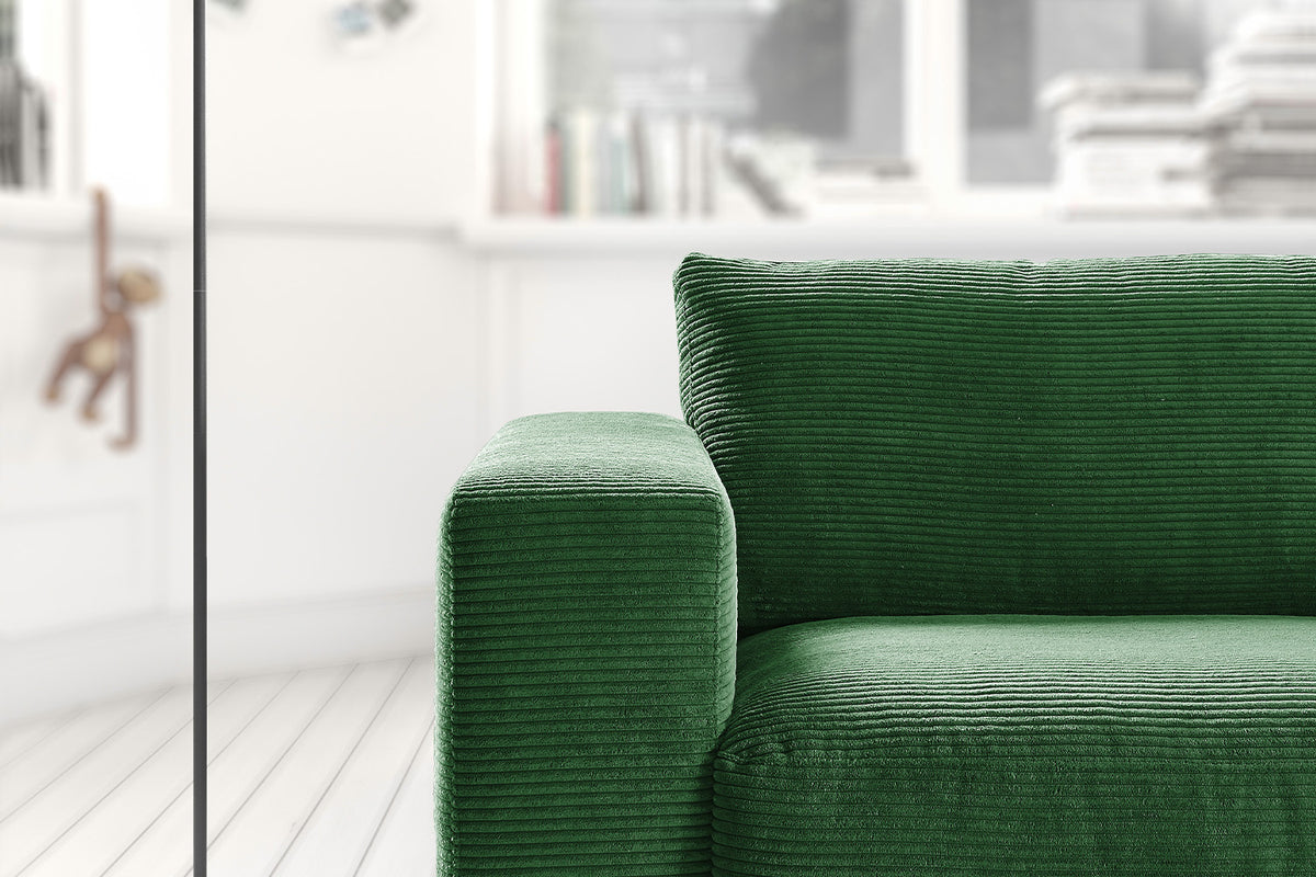 KAWOLA Sofa MADELINE 2-Sitzer Cord smaragd