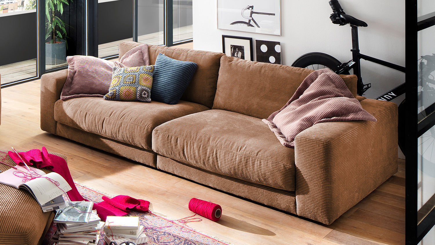 KAWOLA Sofa MADELINE 3-Sitzer Cord rost