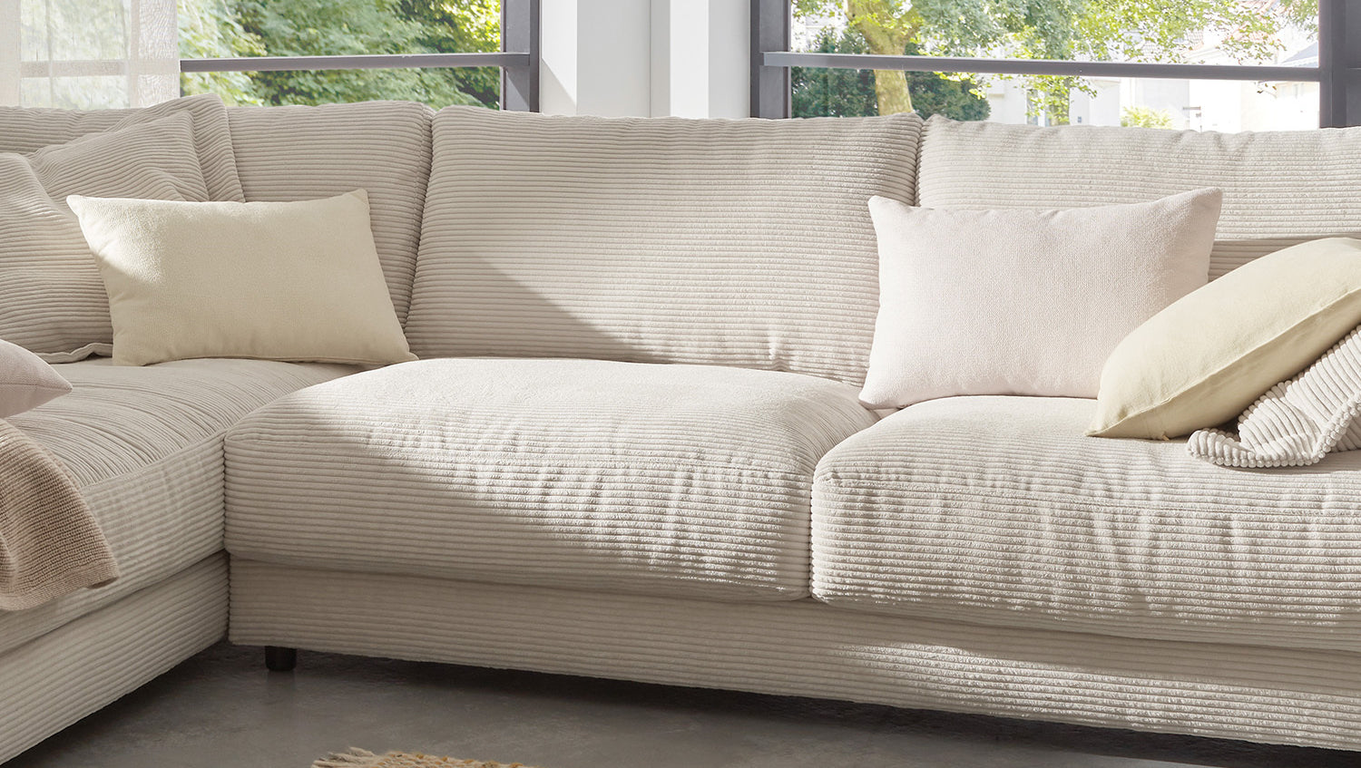KAWOLA Sofa MADELINE Ecksofa mit Recamiere Cord cremeweiß