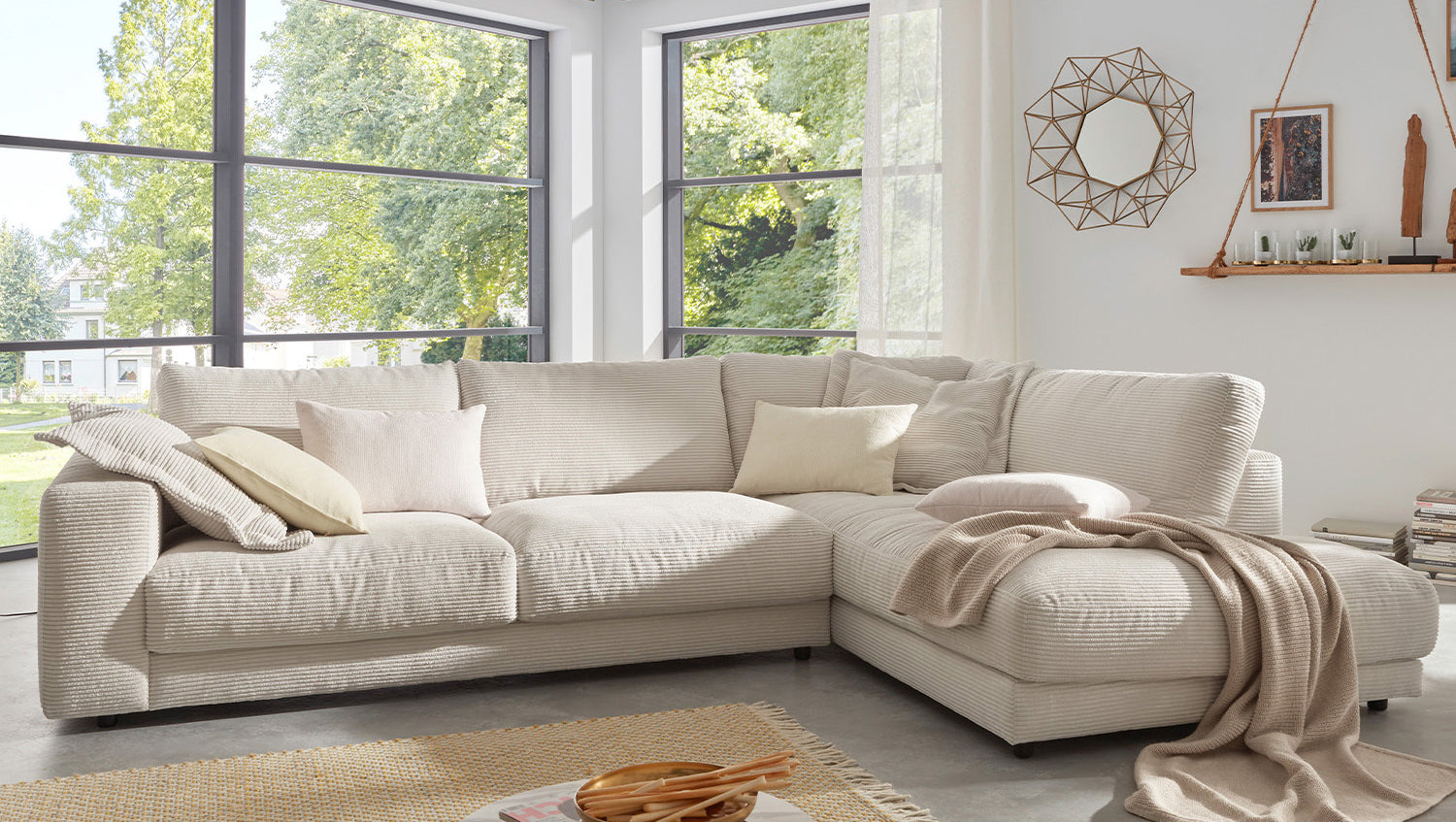 KAWOLA Sofa MADELINE Ecksofa mit Recamiere Cord cremeweiß