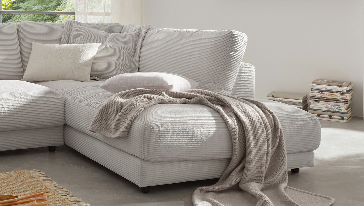 KAWOLA Sofa MADELINE Ecksofa mit Recamiere Cord hellgrau