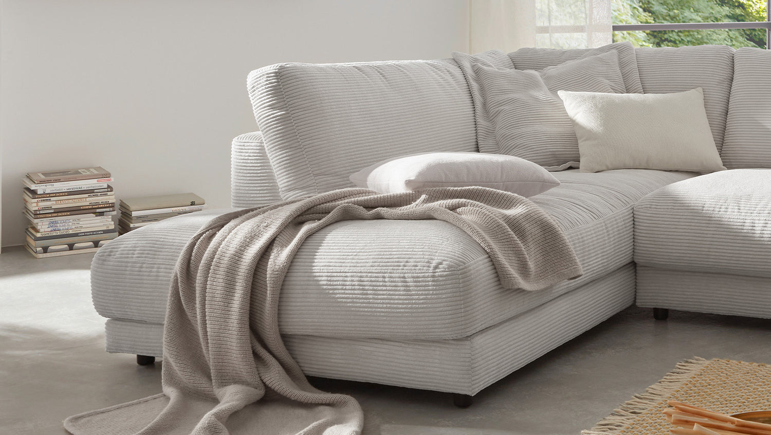 KAWOLA Sofa MADELINE Ecksofa mit Recamiere Cord hellgrau