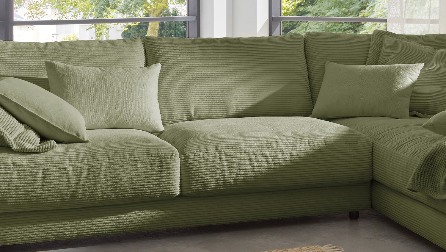 KAWOLA Sofa MADELINE Ecksofa mit Recamiere Cord olivgrün